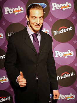 Eugenio-Siller-Estrella-300