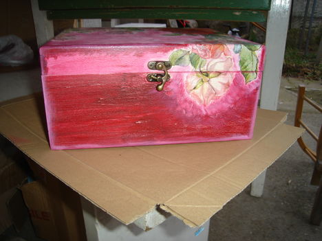 Rózsás doboz 2