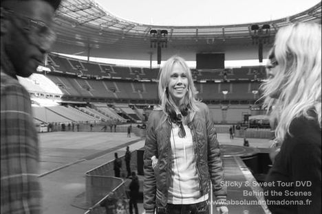 Sticky & Sweet Tour 'Behind the Scenes' (56)