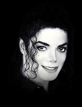 -3-loveeeeee-michael-jackson-10515819-385-500