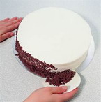 Krémes torták díszítése