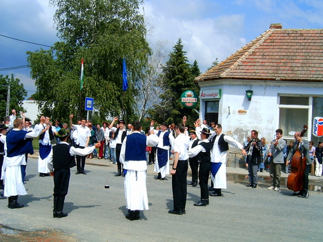 Egyed búcsú 2004