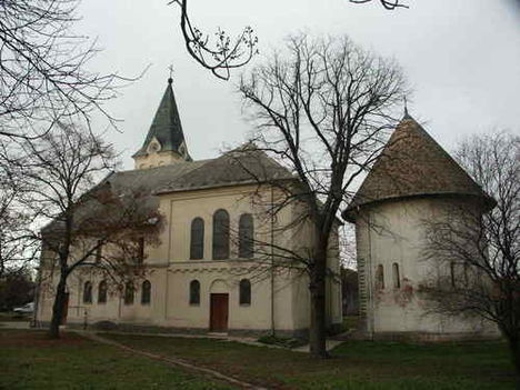 Kiszombori templom a Rotundával