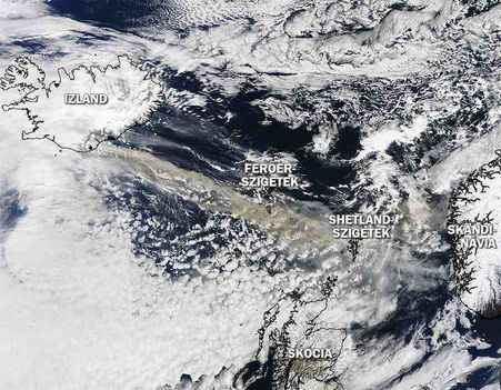 Az Izland déli részéről induló hamufelhő. Terra műhold MODIS-rendszerének felvétele 2010. április 15-én, magyar idő szerint délután egy óra után készült
