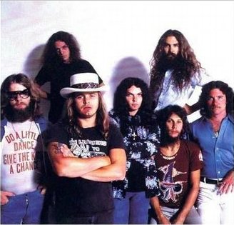 Lynyrd-Skynyrd-group-shot