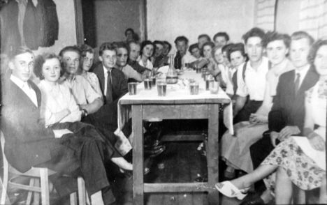 1957. 1939-esek találkozója