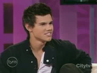 taylor_lautner_1238980305