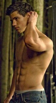 Taylor_Lautner_shirtless