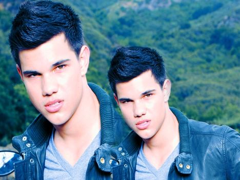 Taylor-Lautner-taylor-lautner-11488984-1024-768