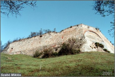 Pécsvárad Vár 4