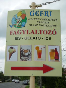 Uj fagyizó, Öttevény Fő ut 31. 2