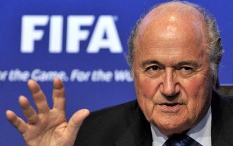 Foci VB 2010 - Joseph S. Blatter FIFA elnök gesztikulál