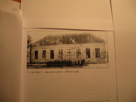 1894-ben épült az iskola, emelet nélkül