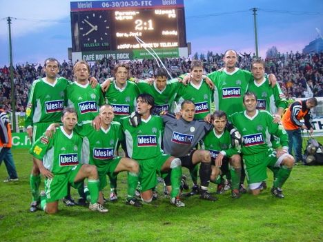 csapatkep_ftc-dozsa_ujpest_20030423_0106