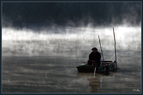 hajnali horgászat