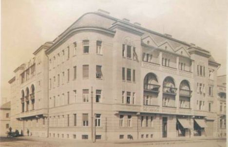 Városi bérház a mai Sóhordó utca - József Attila sgt