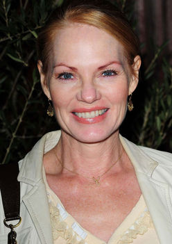 sipaphotostwo214950-ca-pippa-small-marg-helgenberger