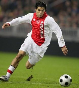 Ajax - Luis Suárez felkarmolja a gyepet