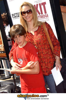 Lisa Kudrow with son Julian-ALO-017637