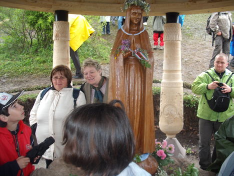 Csiksomlyó 2010 május 22 Mária szobor