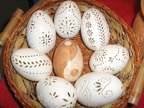 Metszett tojások
