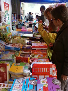 Vörösmarty téri könyvvásár 2010 júniusban