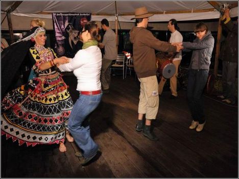 Mediawave -  rádzsasztáni tánc és dhol workshop