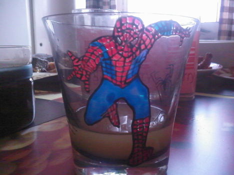 Pókember pohár