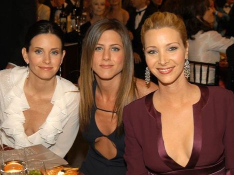 lisa-kudrow-friends-reunion