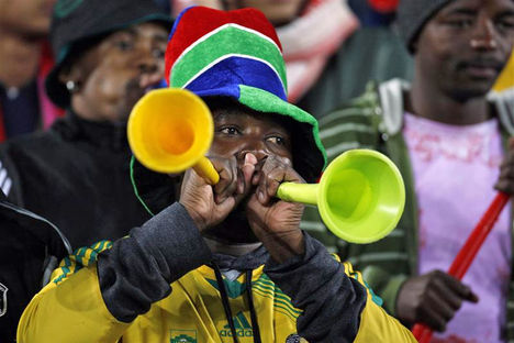 vuvuzela - van aki nem áll meg egynél
