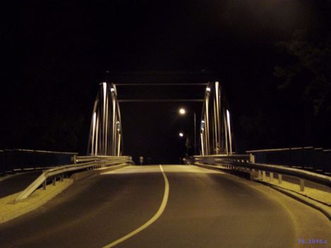 A híd éjszaka 2