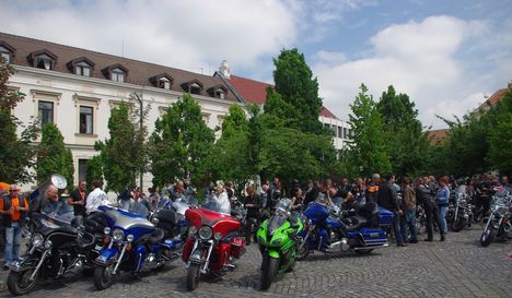 Motoros találkozó2010