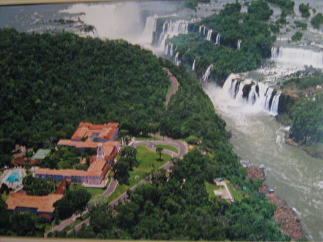 A brazil oldalon levő, különleges elhelyezkedésű szálloda az egyetlen, a nemzeti parkon belül