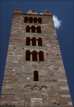 Az aostai Sant Orso-templom tornya