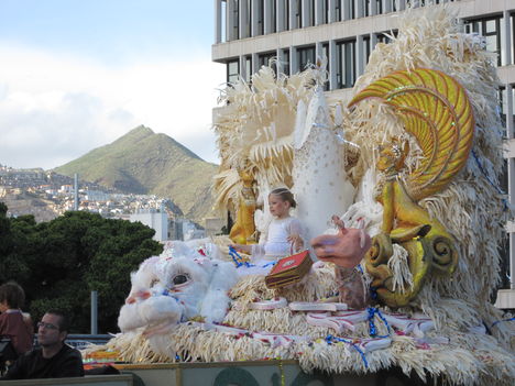 Tenerifei karnevál 8