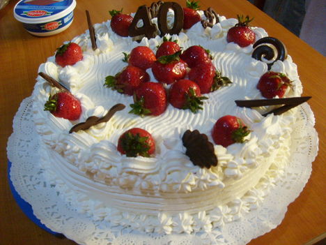 Tejszínes túró torta(2010.07.02)