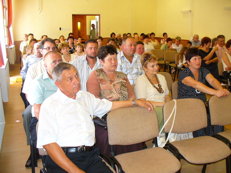 A közönség soraiban az erdélyi testvértelepülés delegációja