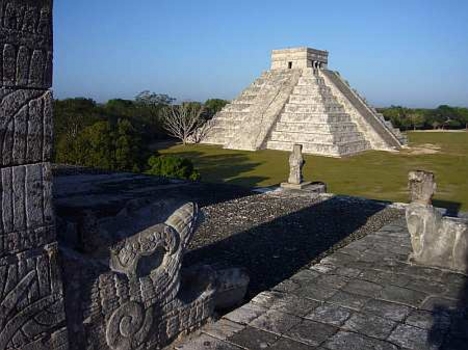 Chichén Itzá - maja templomváros - Mexikó