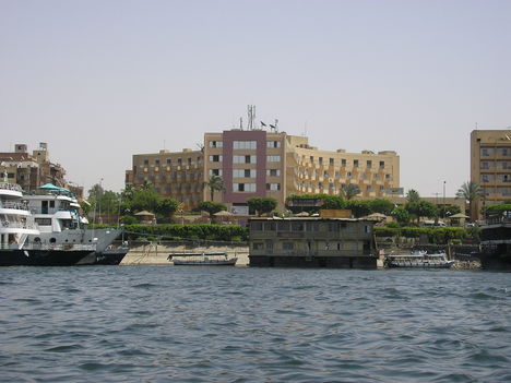 EGYIPTOM  2010