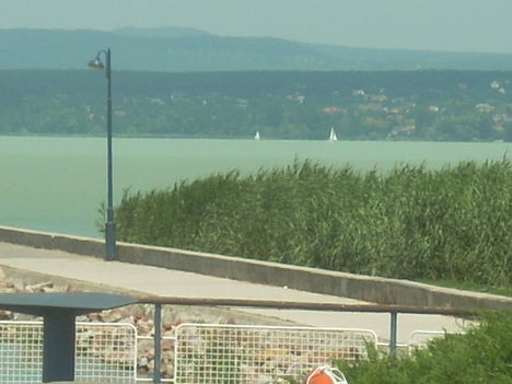 Balaton 4