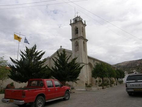 Lania falu temploma