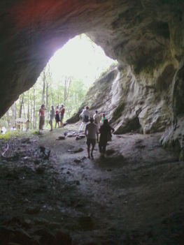 a barlang belülről