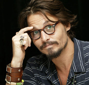 Johnny Depp szemüvegben 2