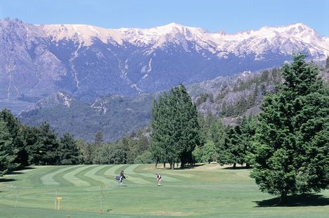 Arelauquen_cancha_de_golf