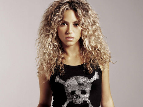 Shakira Mebarak (45)