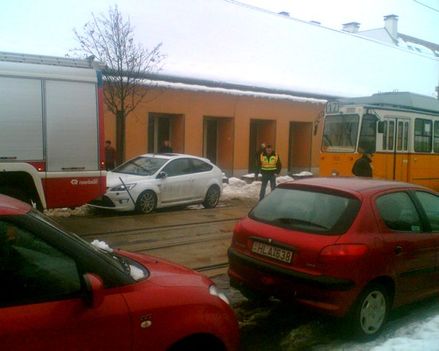 villamos8-Ismét nem közlekedett a 17-es villamos