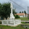 Szent Rozáliának a falu védőszentjének szobra