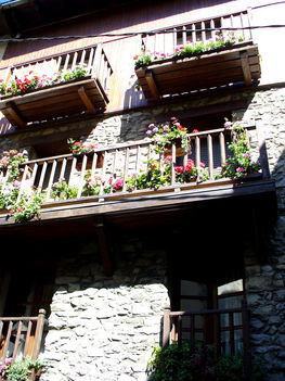 Andorrai kőépület
