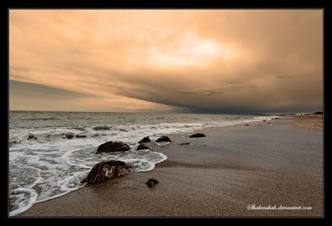 Stormy_afternoon_by_Shahenshah[1]