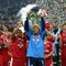 Bayern München trófeával